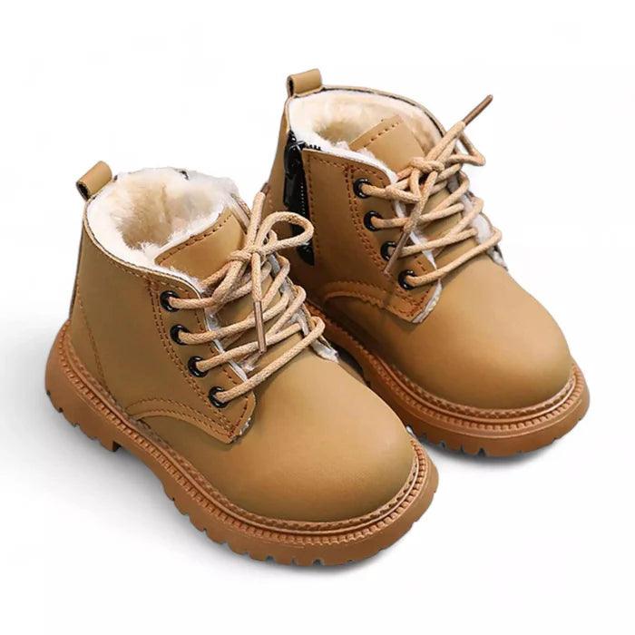 Bota Infantil de Couro com Lã Bambolê Kids®