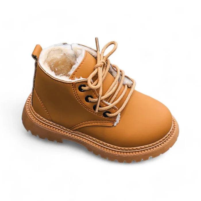 Bota Infantil de Couro com Lã Bambolê Kids®